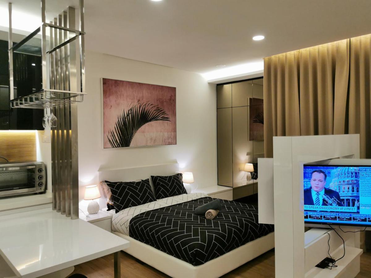 Ferienwohnung Apple 5 @ Menara Simfoni/Symphony Tower Free Wifi/Parking/Tv Box/Nexflix Cheras Exterior foto