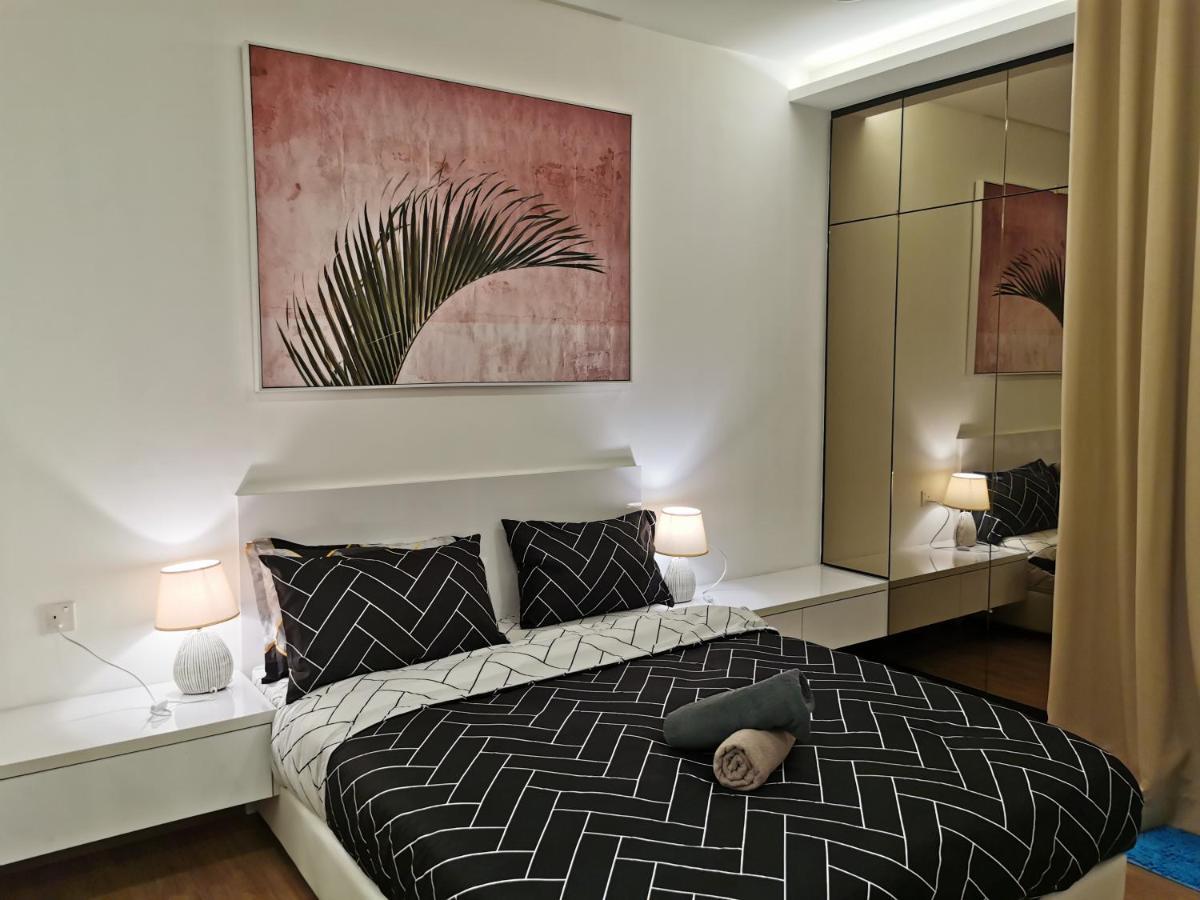 Ferienwohnung Apple 5 @ Menara Simfoni/Symphony Tower Free Wifi/Parking/Tv Box/Nexflix Cheras Exterior foto