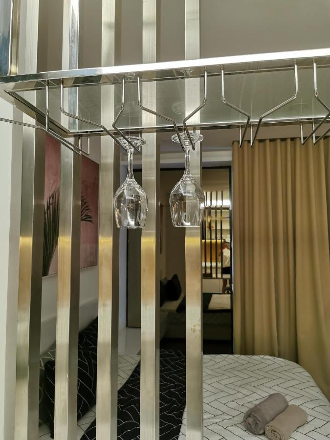 Ferienwohnung Apple 5 @ Menara Simfoni/Symphony Tower Free Wifi/Parking/Tv Box/Nexflix Cheras Exterior foto
